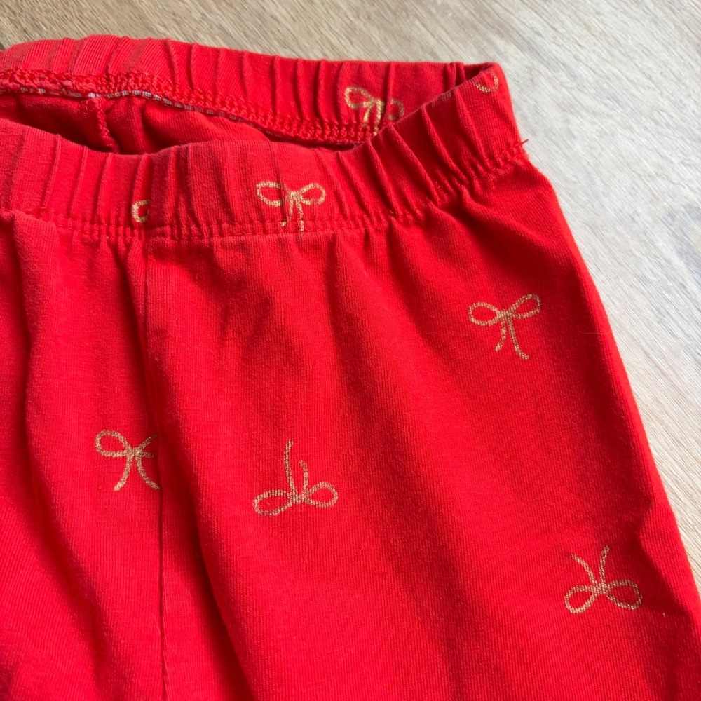 Small Red Leggings Girls Size S (6/7) with Gold Bows / Cat & Jack Pants